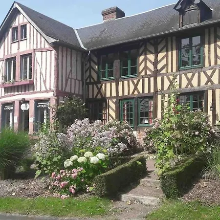 Guest house Au Fil Du Bec : Gite Avec Jardin - Centre Village Le Bec-Hellouin